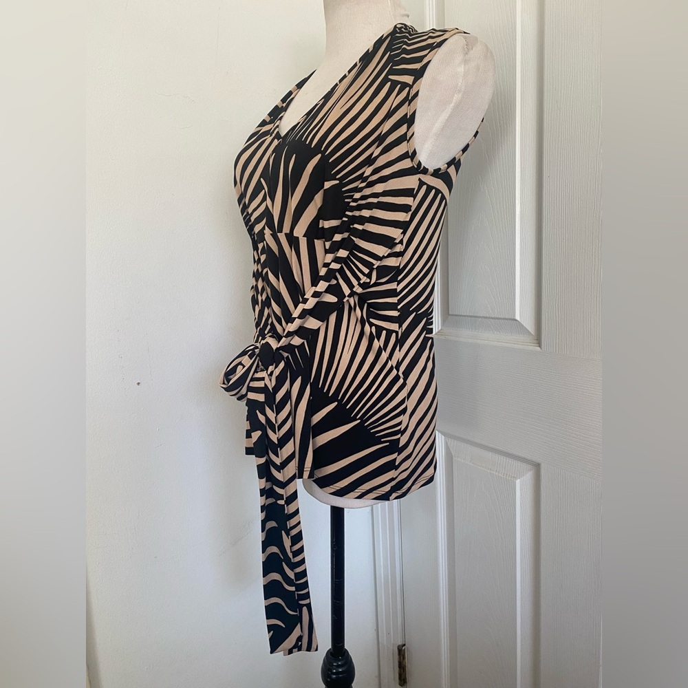 Joseph Ribkoff Geometric Pullover Top - Picture 9 of 10